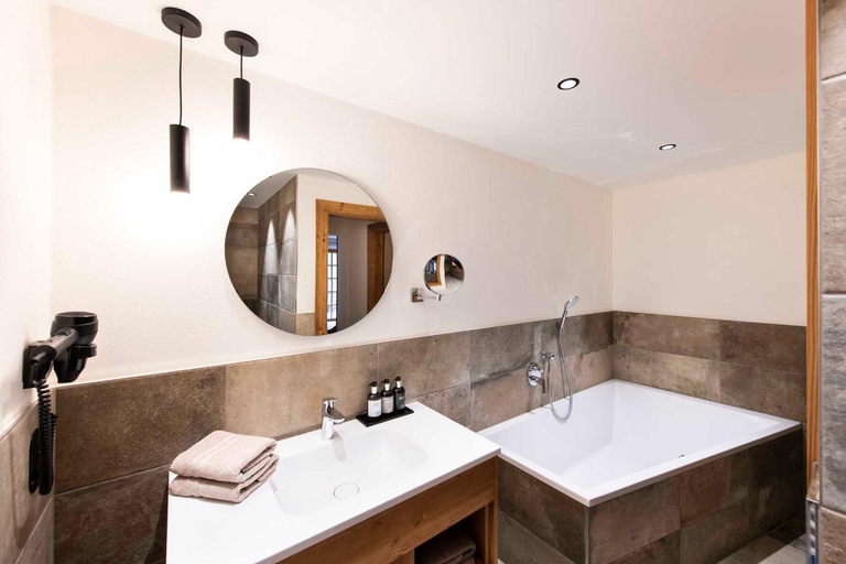 Bathroom 3, Hotel Grunerhof, Imst