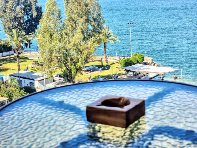Others 5, Tiberias