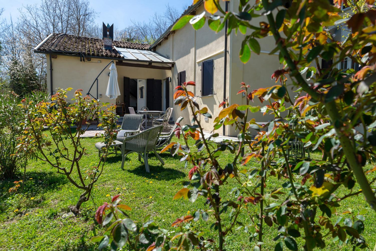 Casa Silvana, Cuneo