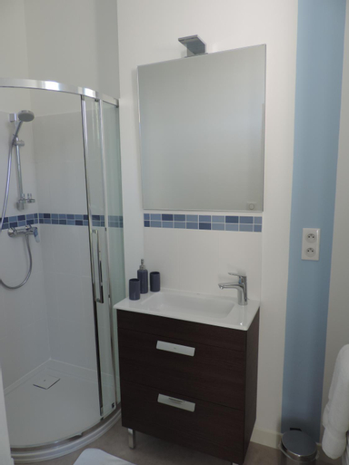 Bathroom 4