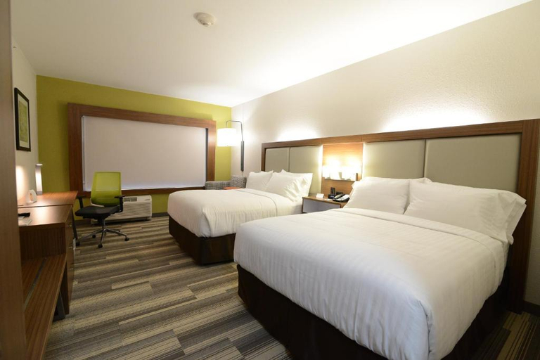 Bedroom 13