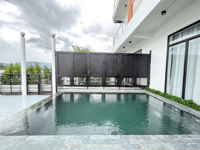 Sport & Beauty 4, The Rivera Kampot, Kampot