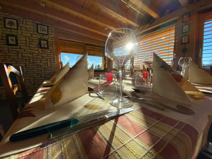 Food & Drinks 4, Hotel Restaurant Les Cernets Swiss-Lodge SSH, Val-de-Travers