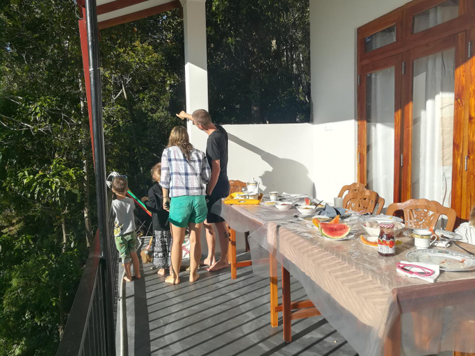 Food & Drinks 5, Amado Homestay Ella, Ella