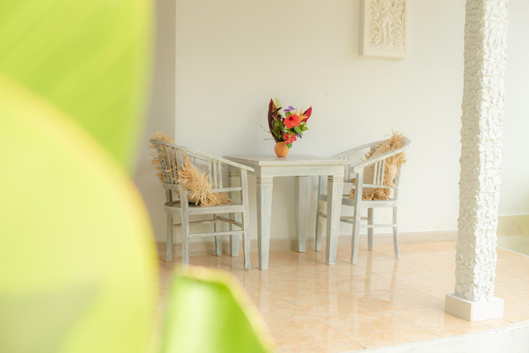 Dining Room 17