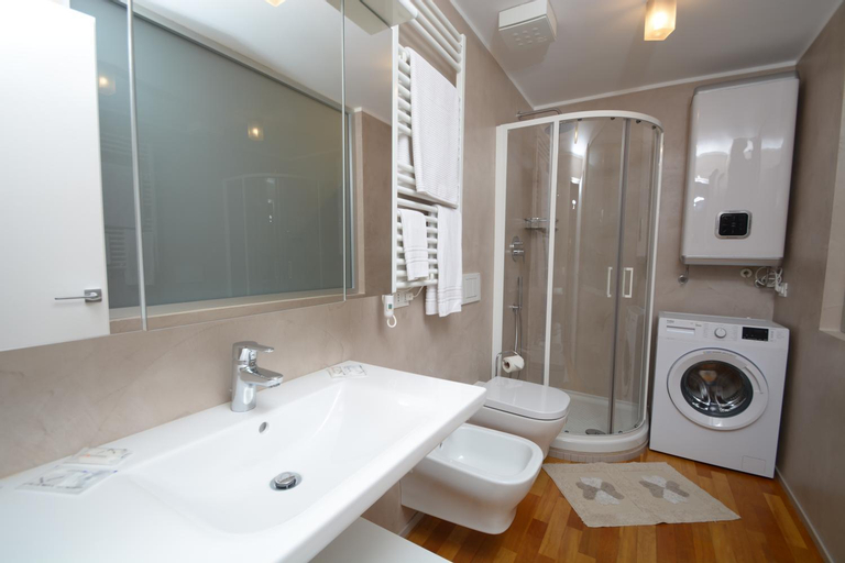 Bathroom 1