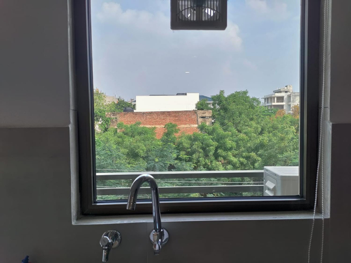 Bathroom 4, Perch Service Apartment DLF Cyber City, Gurgaon