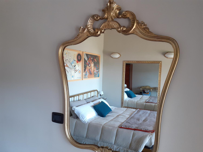 Bedroom 2, B&B La Fenice sul Lago, Bergamo