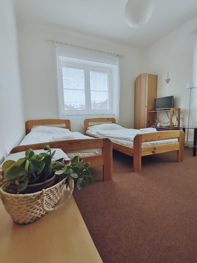 Others 5, Penzion pod Kostelickem, Třebíč