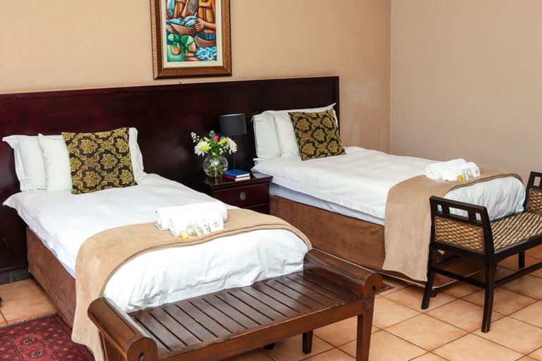 Bedroom 3, Thaba Legae Guest Lodge, Bojanala