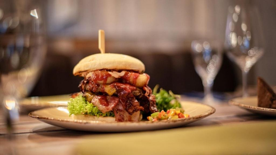 Food & Drinks 5, Hotel Goldener Hirsch Mosbach, Neckar-Odenwald-Kreis
