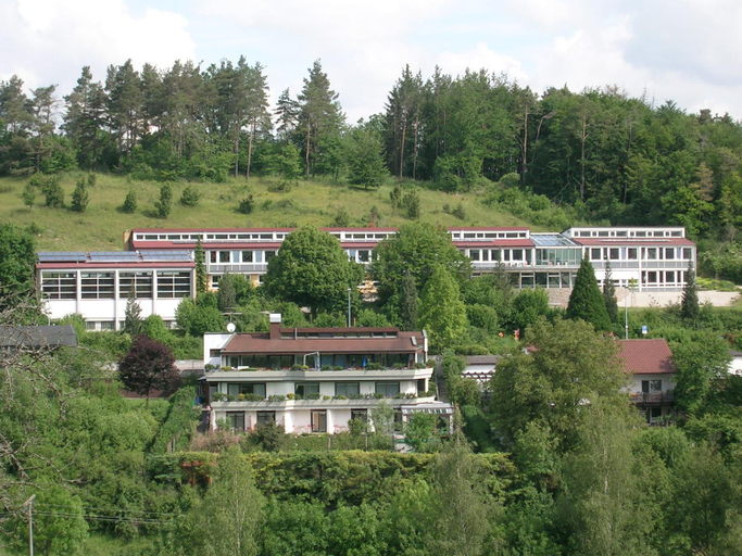 Others 2, Pension Grasy, Böblingen
