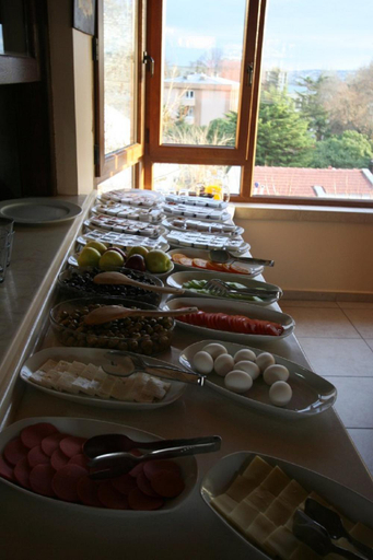 Food & Drinks 5, Hotel Peninsula, Fatih