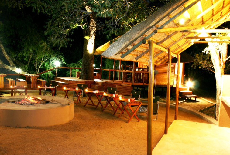 Food & Drinks 4, Lion Tree Top Lodge, Mopani