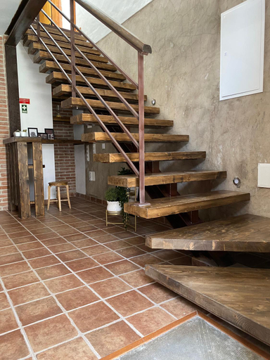 Others 3, Casa da Igrejja, Almodôvar
