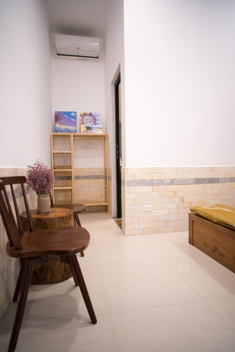 Bathroom 3, The Stay Home Pleiku, Pleiku