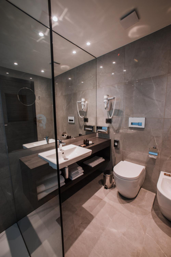 Bathroom 5, Life Hotel, Bergamo