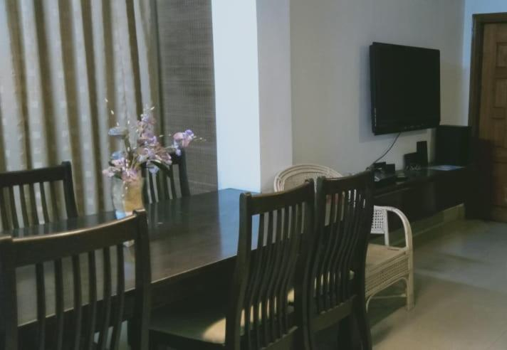 4, APURBA'S PENSIONE DISPUR, Kamrup Metropolitan