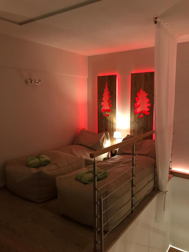 Bedroom 3, Hotel Ciasa Ai Pini, Bolzano