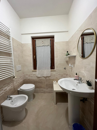 Bathroom, Fiera di Roma B&B, Roma
