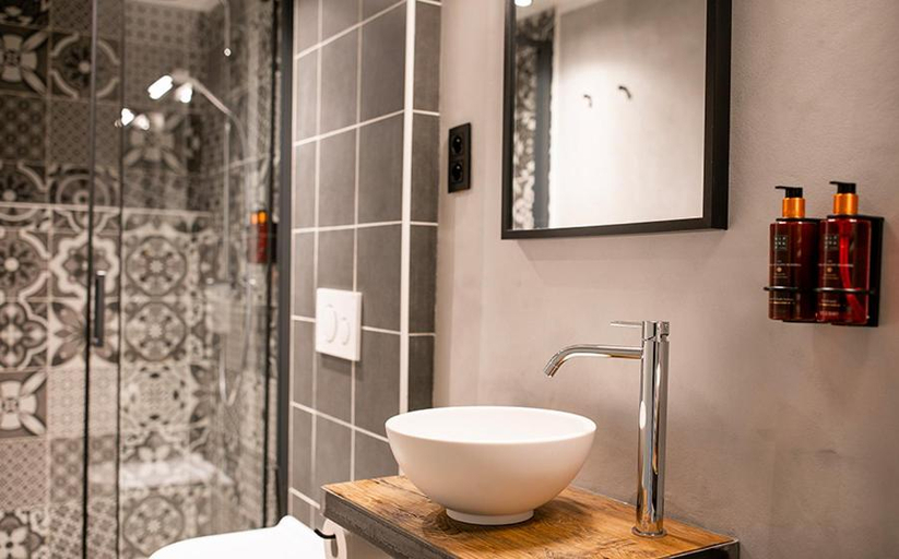 Bathroom 2, A Vi Molin, Liège