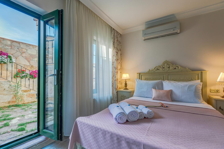 Bedroom 3, Cunda Esen Otel, Ayvalık