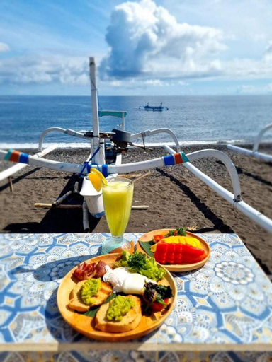 Food & Drinks 7