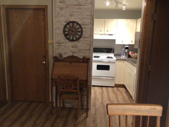 Others 4, Big Hollow Guest House, Sauk