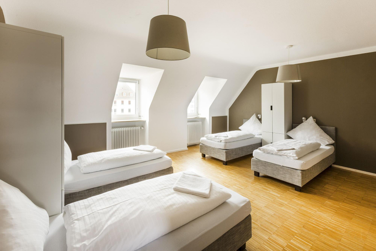Bedroom 4, Five Reasons Hotel & Hostel, Nürnberg