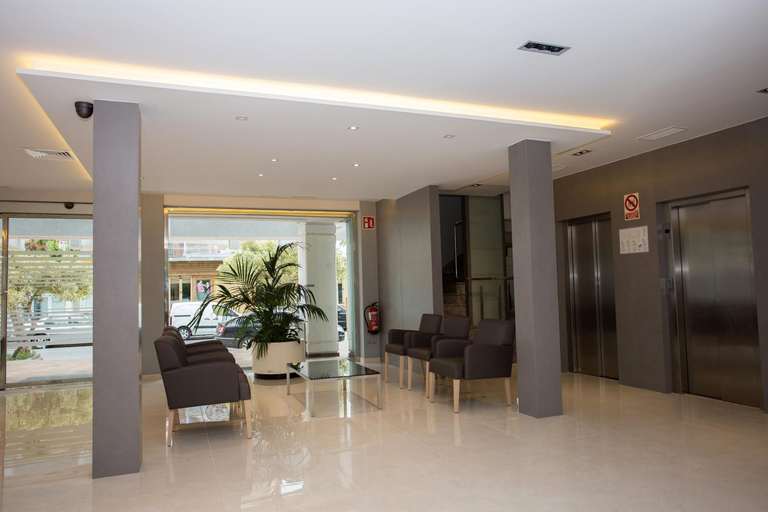 Public Area 2, Hotel Perla, Alicante