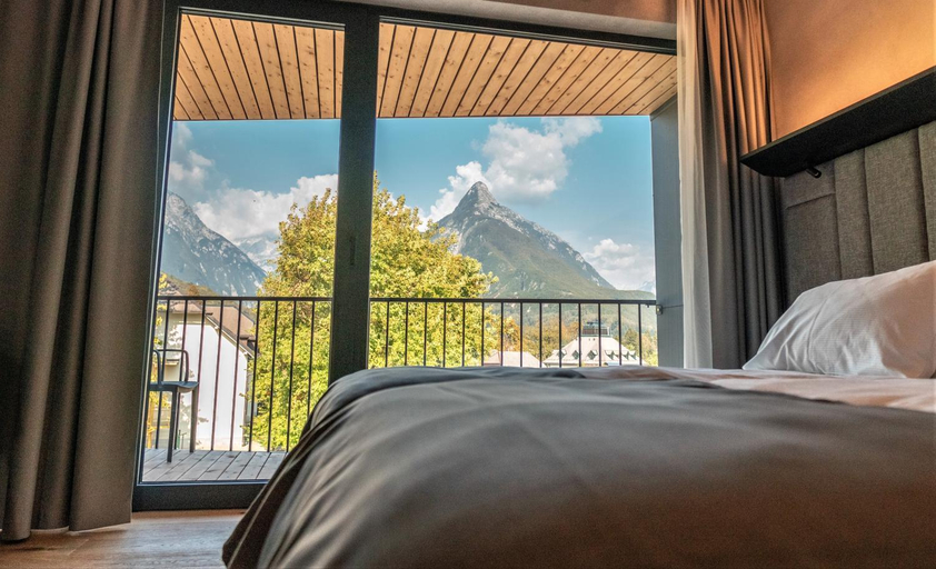 Bedroom 3, Hotel Soca, Bovec