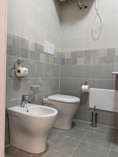 Bathroom 3, Hotel 38 AIRA, Palermo