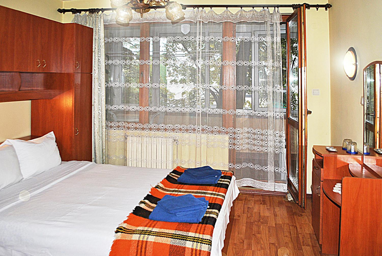 Bedroom 3, Family hotel Zora, Stolichna