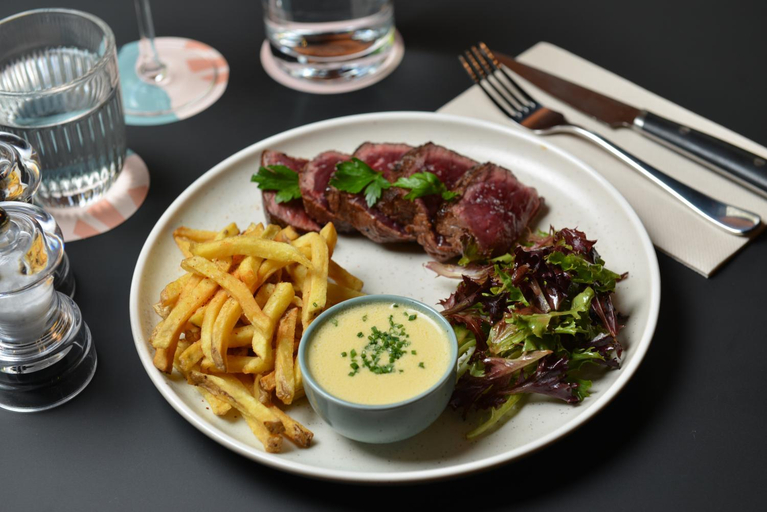 Food & Drinks 5, Tribe Paris La Defense Esplanade, Hauts-de-Seine