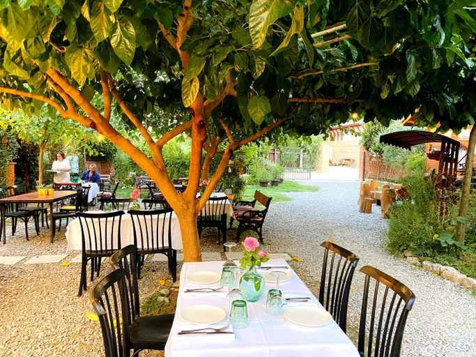 Food & Drinks 4, Blerina Farm House, Tiranës