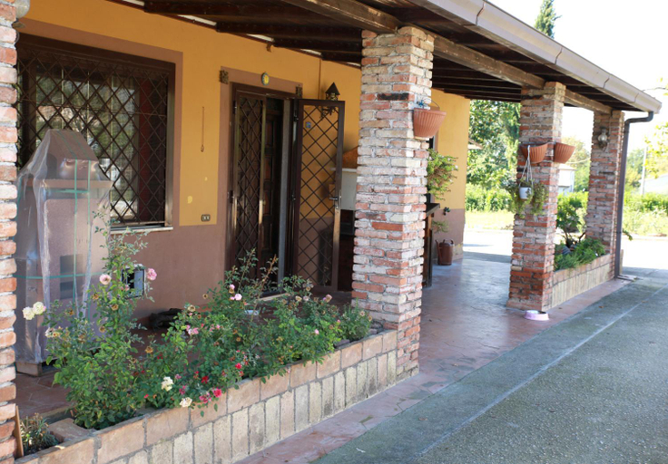Others 4, B&B La La Rose, Frosinone
