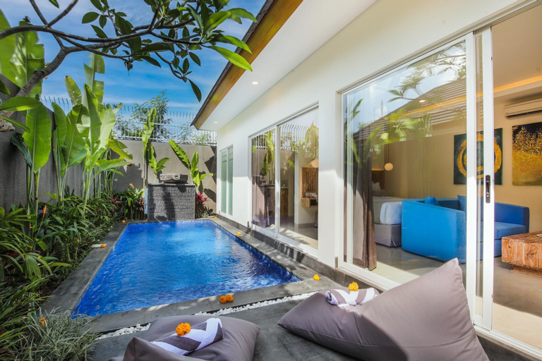 Swimming Pool 14
