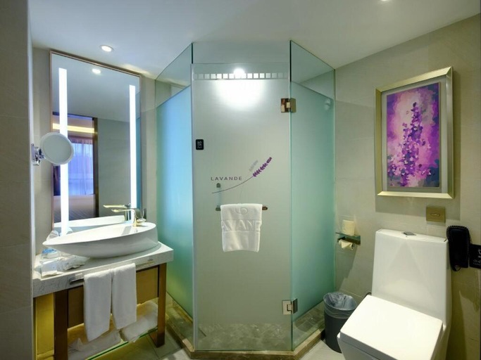 Bathroom 4, Lavande Hotel Chengdu Chunxi Road, Chengdu