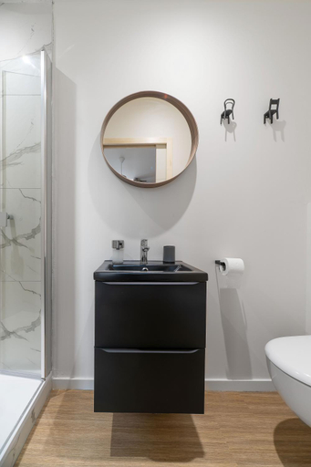 Bathroom 3, Residence Aristide Briand - Appartements design centre ville, Allier