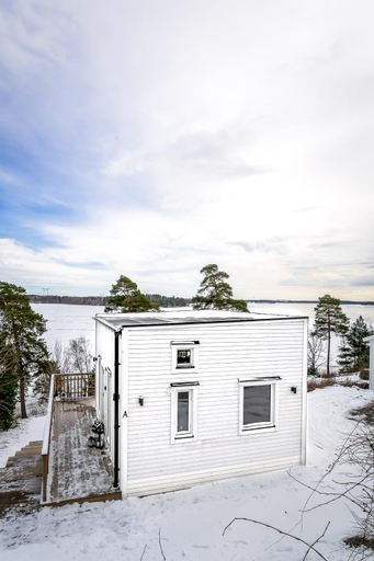 Others 5, Lakefront Villa with Private Dock and Sunset Views, Upplands-Bro