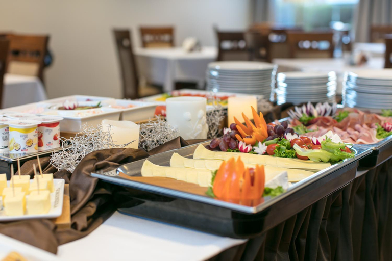 Food & Drinks 5, Kinn Hotell Florø, Flora