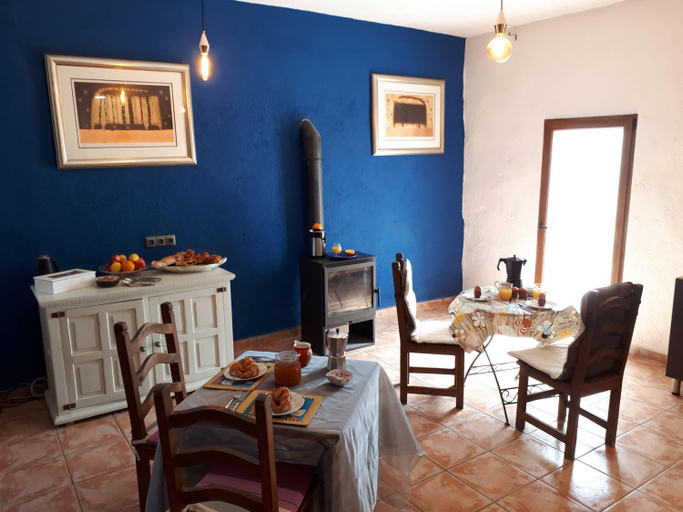 Others 4, Casa de Bello, Tarragona