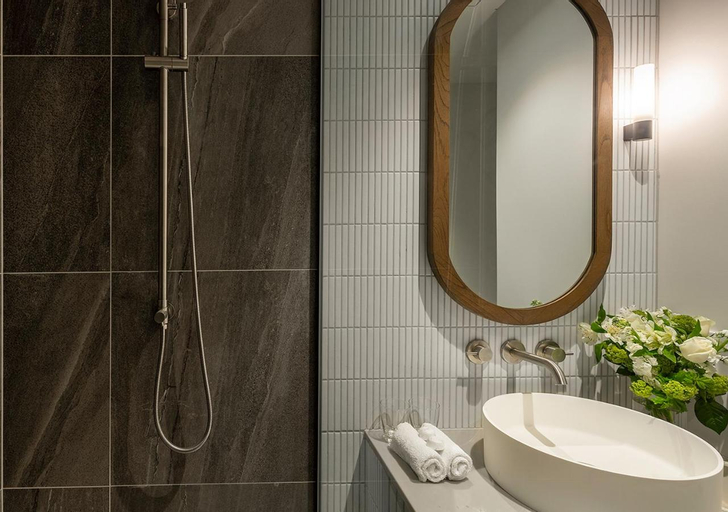 Bathroom 11
