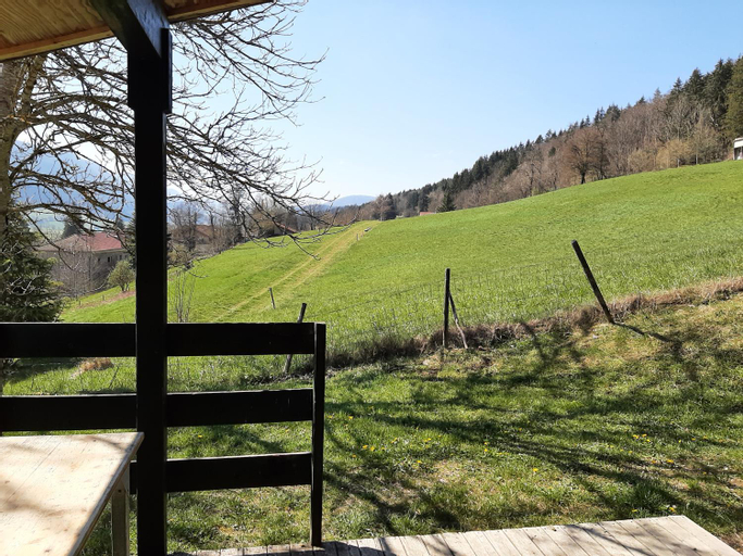 Exterior & Views 3, chalet du camping la Porte St Martin, Drôme