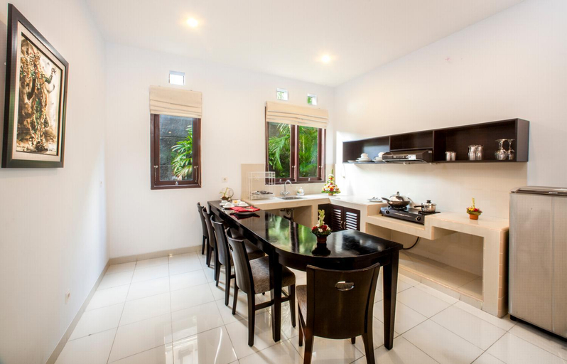 Dining Room 18