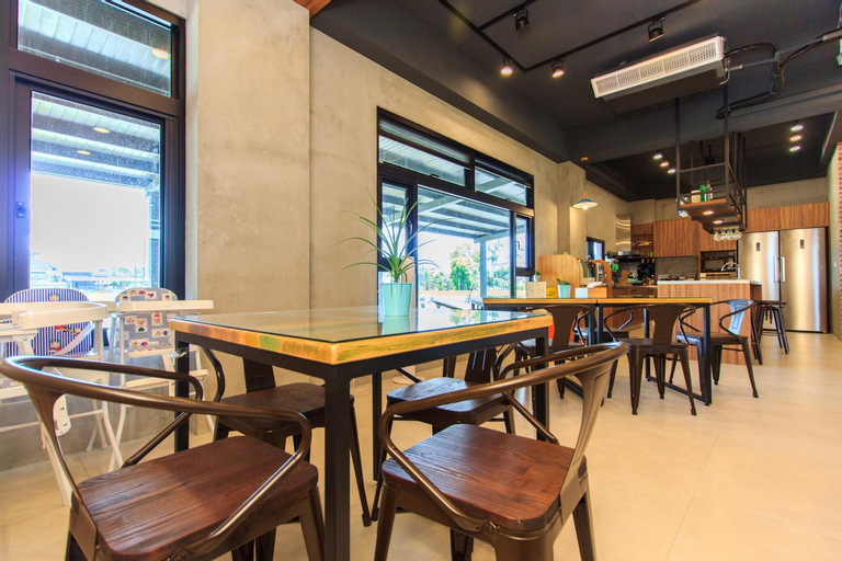 Food & Drinks 3, Plum blossom forest, Yilan