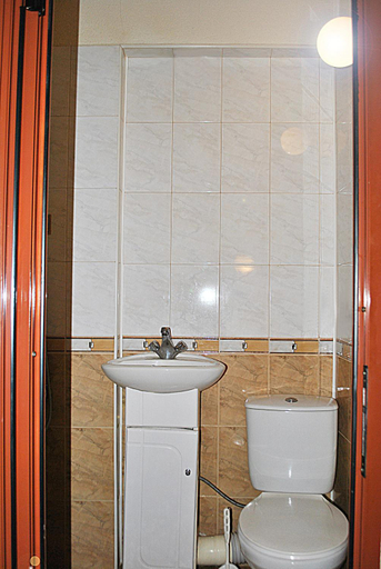 Bathroom 4, Family hotel Zora, Stolichna