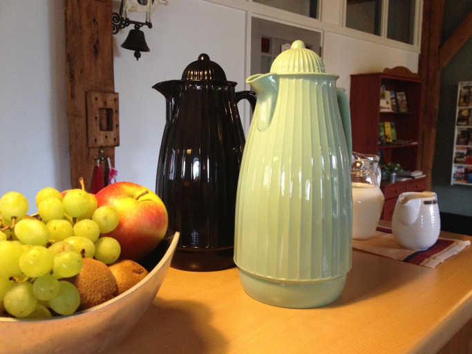 Others 2, Bed & Breakfast Pax Tibi, Reeuwijk