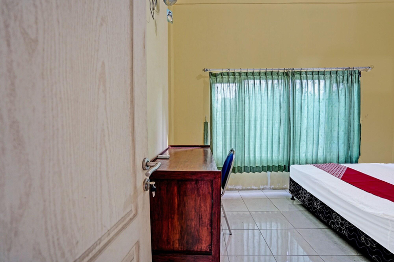 Bedroom 3, Oyo 91572 Kost Esklusif Barokah, Pasuruan