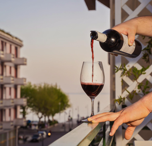 Food & Drinks